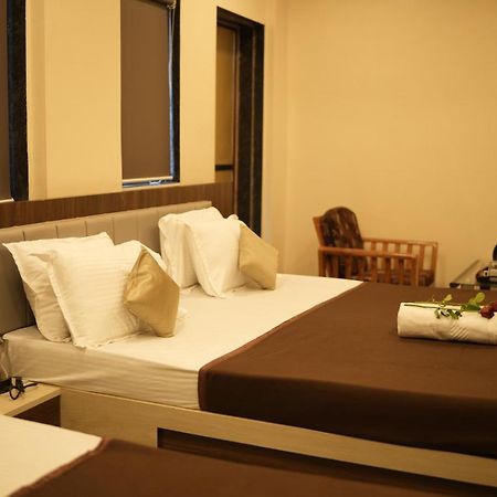 Hotel Sitara Inn Ratnagiri Luaran gambar