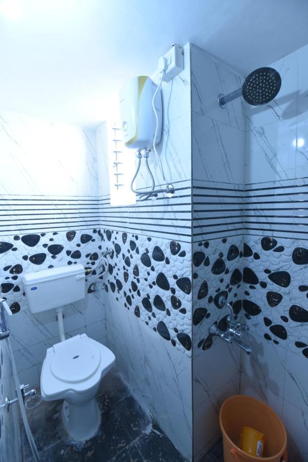 Hotel Sitara Inn Ratnagiri Luaran gambar