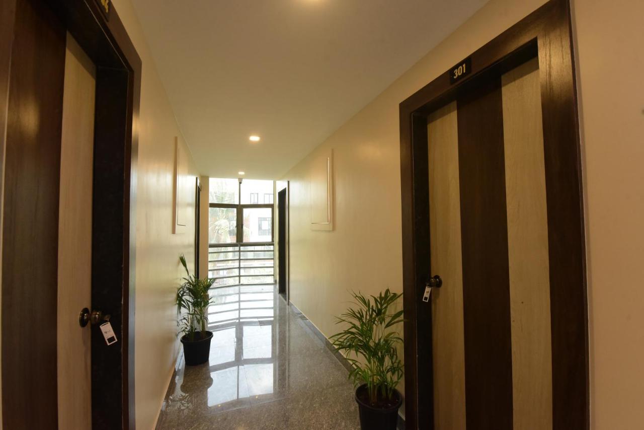 Hotel Sitara Inn Ratnagiri Luaran gambar
